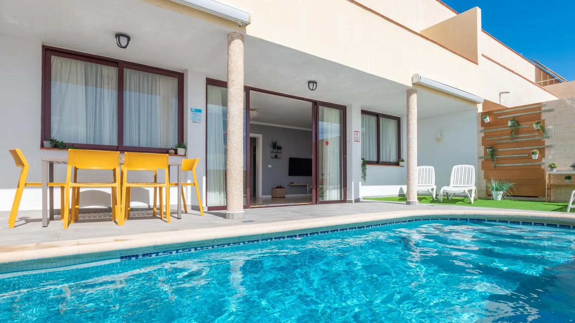 Casa Los Tejales With Climatized Private Pool El Medano  Holiday home El Medano (Tenerife)